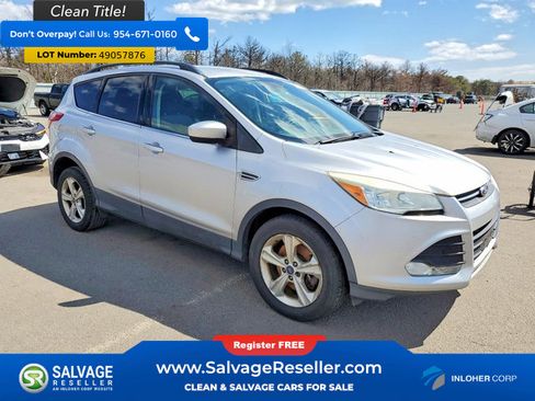 Used 2015 Ford Escape SE w/ Equipment Group 201A image 5