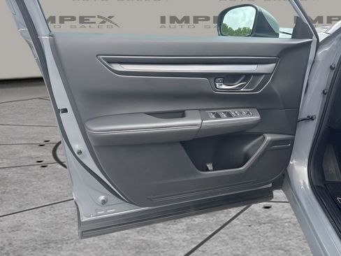 Used 2025 Honda CR-V LX image 22