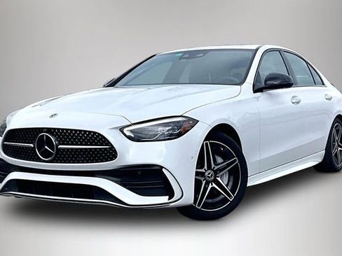 Used 2023 Mercedes-Benz C 300 Sedan image 2