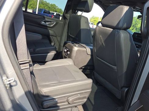 Used 2023 Chevrolet Tahoe Z71 w/ Z71 Off-Road Package AWD/4WD image 10