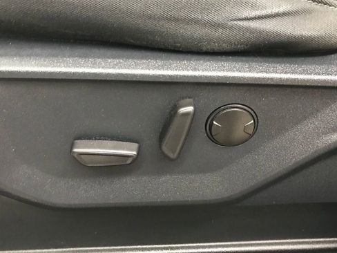 Used 2022 Ford F150 XLT w/ Equipment Group 302A High image 13