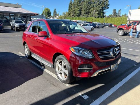 Used 2017 Mercedes-Benz GLE 350 4MATIC image 3
