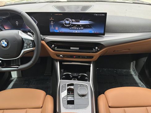 Used 2025 BMW 330i Sedan w/ M Sport Package RWD image 15