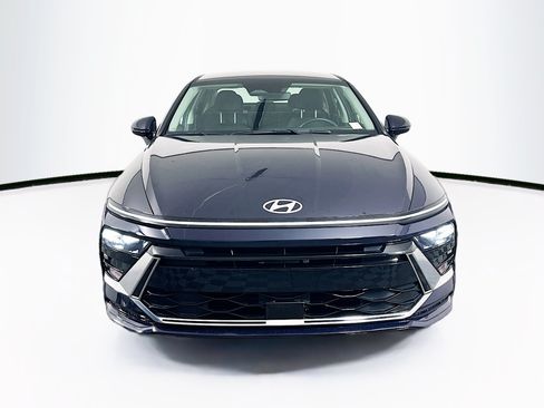 Used 2025 Hyundai Sonata SEL FWD image 2