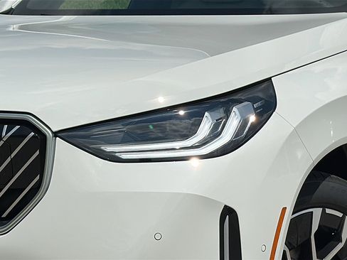 New 2026 BMW X3 xDrive30 w/ Convenience Package image 4