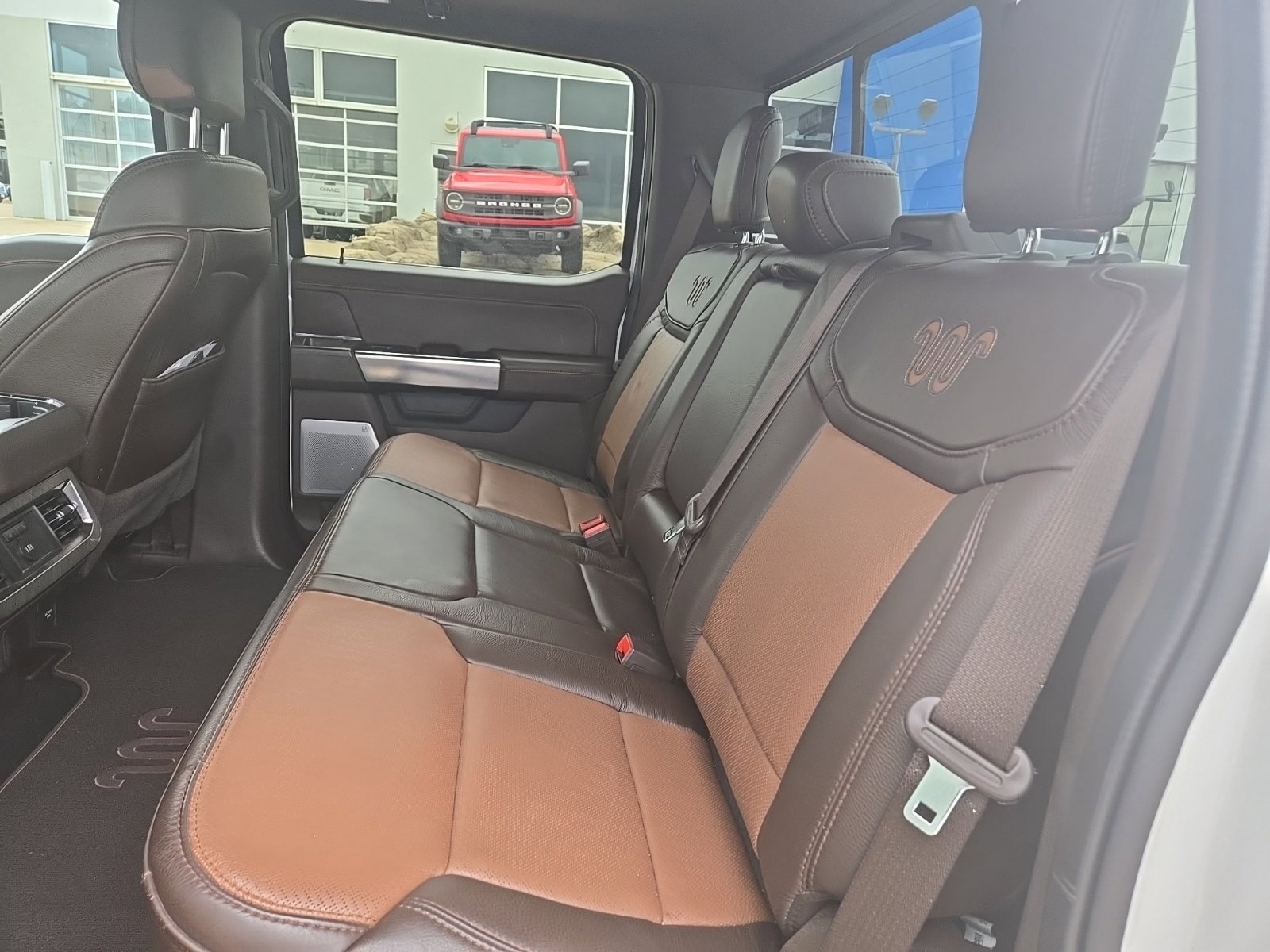 Used 2024 Ford F250 King Ranch w/ FX4 Off-Road Package AWD/4WD image 14