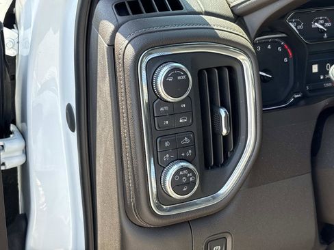 Used 2020 GMC Sierra 1500 SLT w/ SLT Premium Plus Package image 19