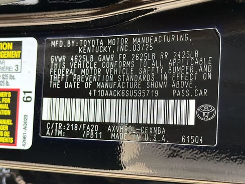 Used 2025 Toyota Camry LE FWD image 25
