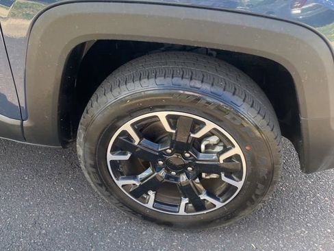 Used 2023 Jeep Renegade Trailhawk image 14