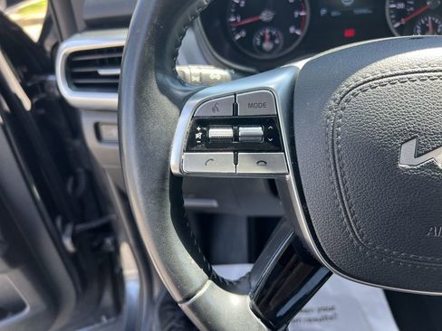 Used 2022 Kia Telluride S AWD/4WD image 19