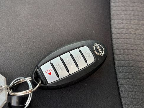 Used 2025 Nissan Altima 2.5 SV FWD image 26