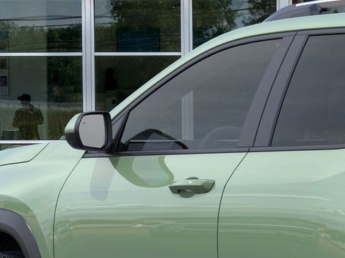 New 2026 Chevrolet Equinox LT image 12