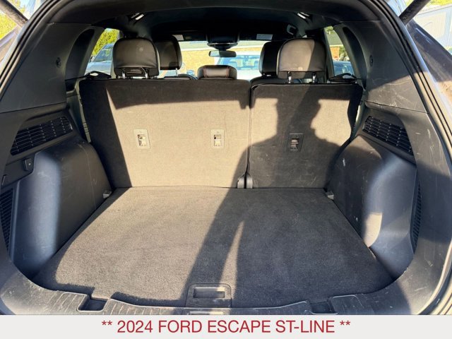 Used 2024 Ford Escape ST-Line AWD/4WD image 13