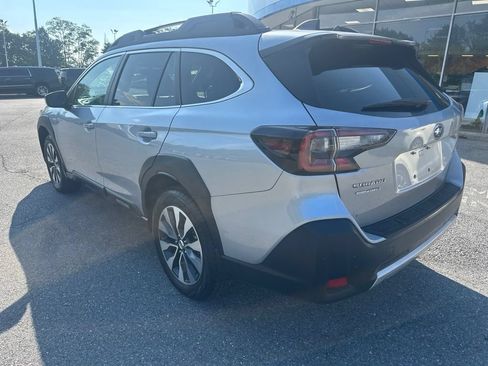Used 2025 Subaru Outback Limited w/ Popular Package #2 AWD/4WD image 7