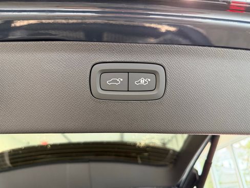 New 2026 Volvo XC90 B6 Ultra w/ Protection Package Premier AWD/4WD image 36