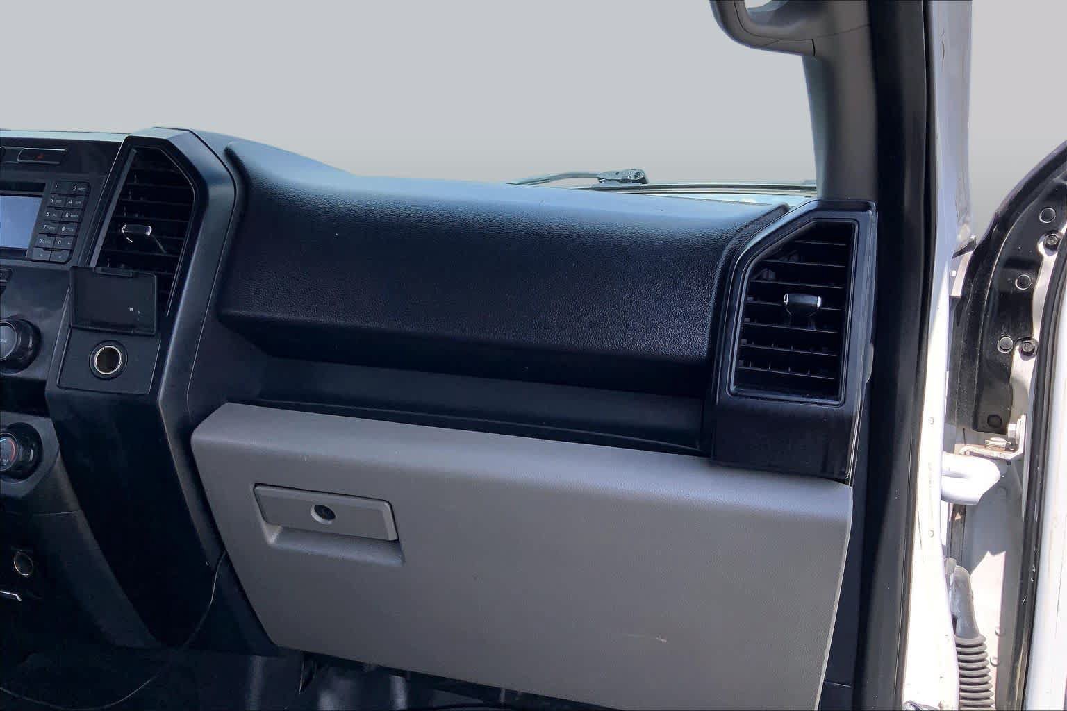 Used 2017 Ford F150 XL w/ XL Power Equipment Group AWD/4WD image 18