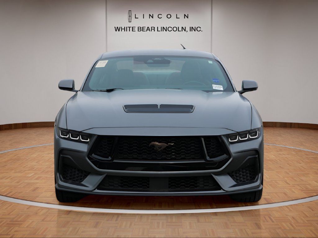 Used 2025 Ford Mustang GT Premium RWD image 2