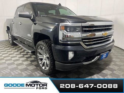 Used 2018 Chevrolet Silverado 1500 High Country AWD/4WD image 2