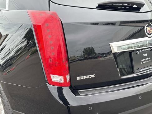 Certified 2023 Cadillac XT4 Premium Luxury w/ Cold Weather Package AWD/4WD image 39