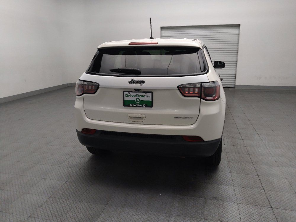 Used 2018 Jeep Compass Sport FWD image 7