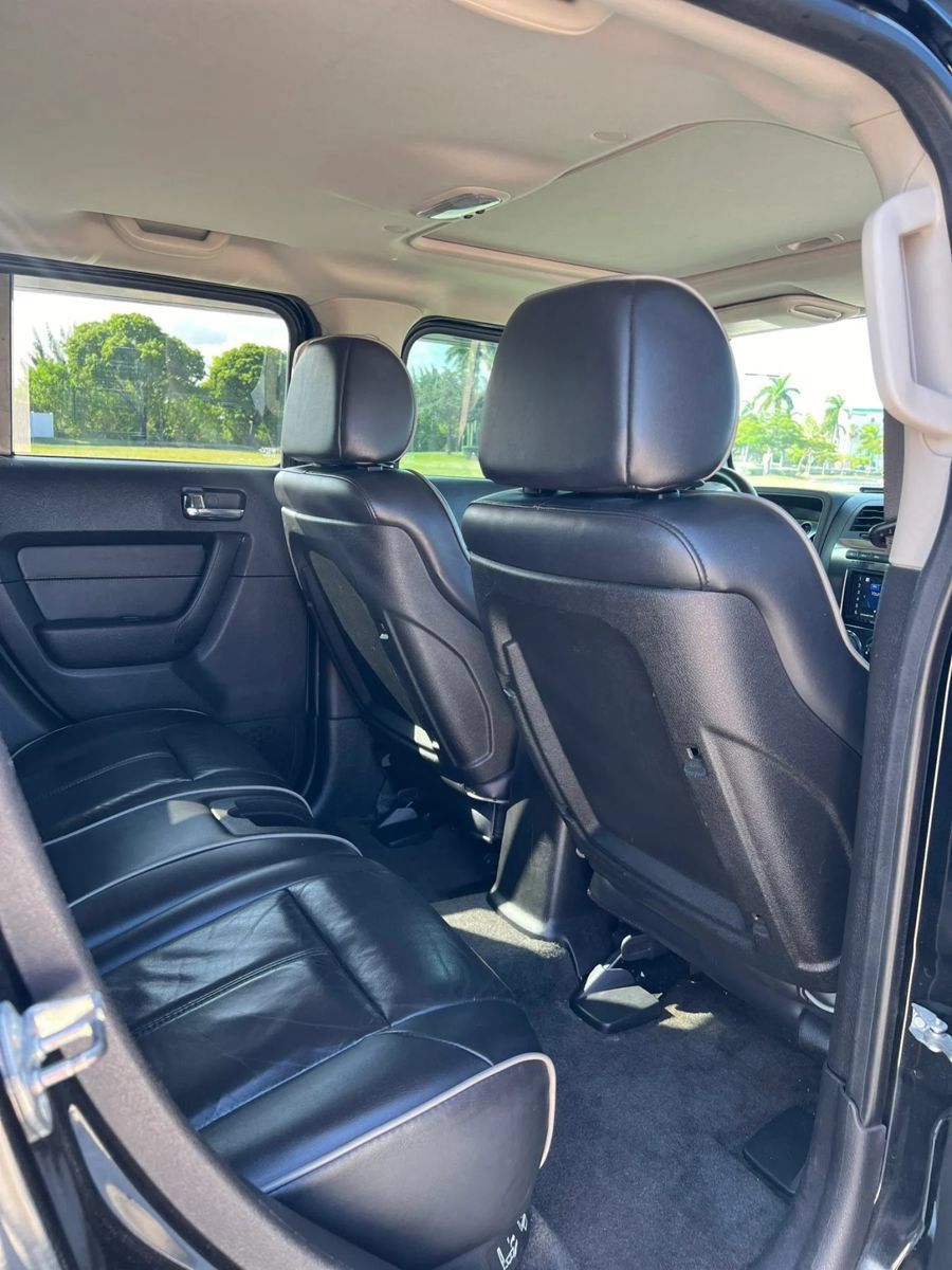 Used 2007 HUMMER H3 AWD/4WD image 13