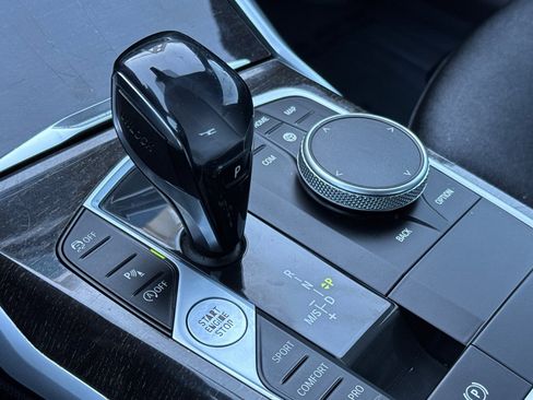 Used 2021 BMW 330i Sedan w/ Driving Assistance Package image 20