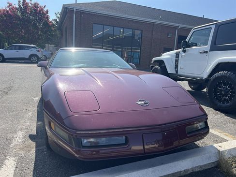 Used 1993 Chevrolet Corvette Coupe RWD image 5