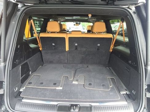 Certified 2025 Jeep Grand Wagoneer L Series III w/ Rear Seat Video Group 1 AWD/4WD image 34