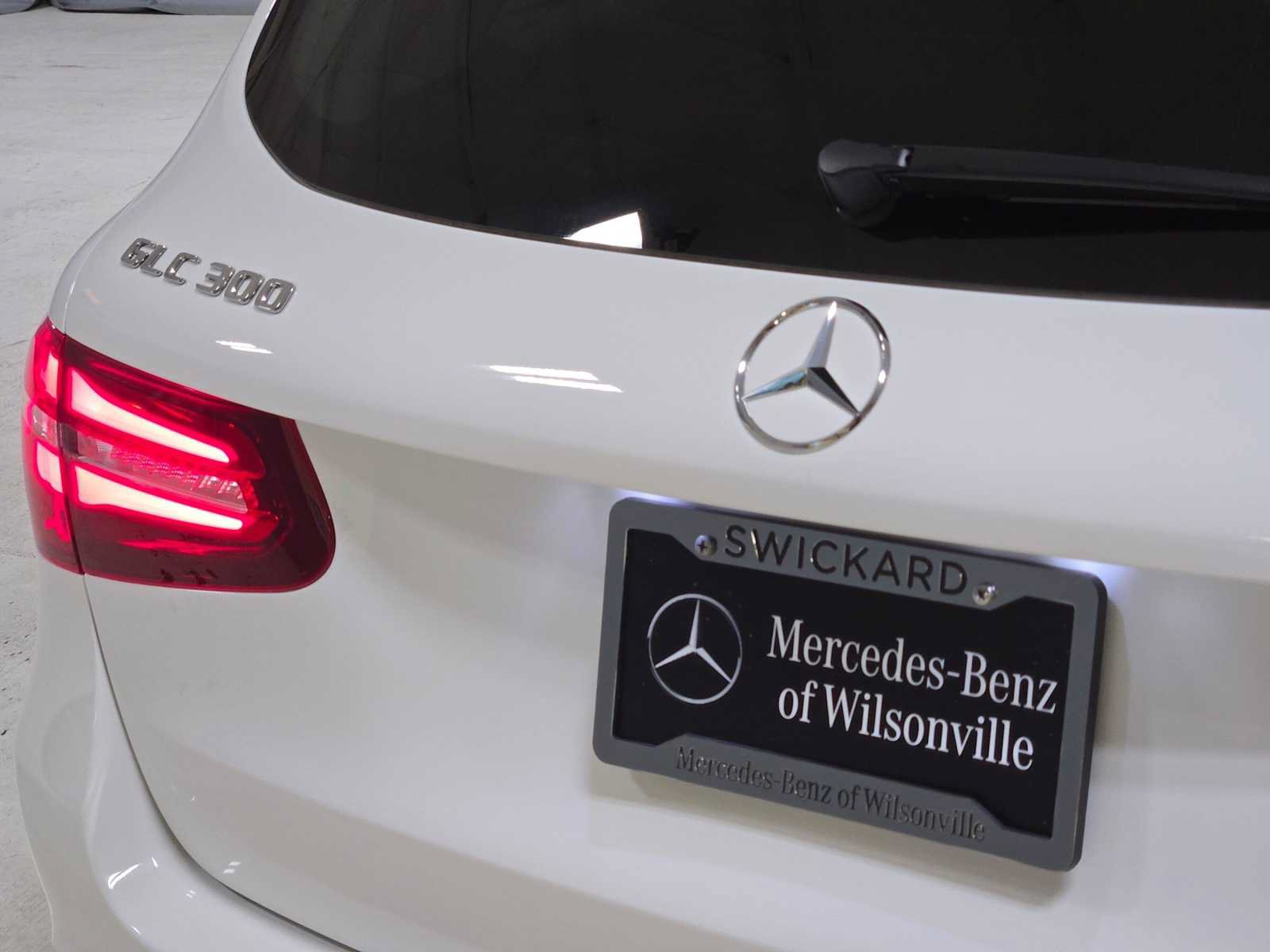Used 2019 Mercedes-Benz GLC 300 4MATIC image 13