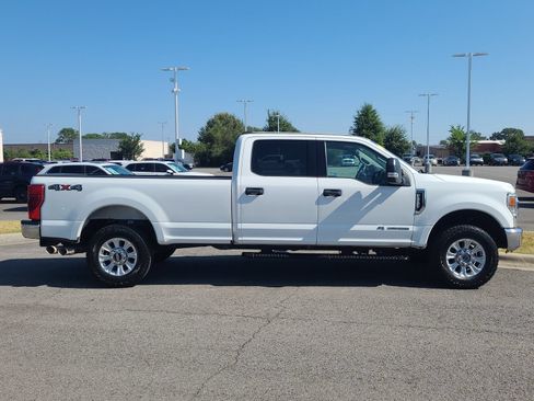 Used 2021 Ford F250 XLT AWD/4WD image 2
