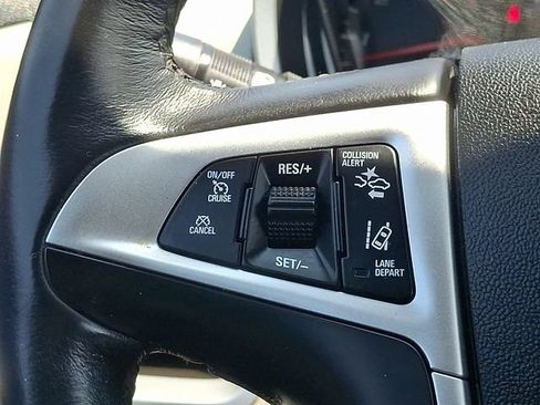 Used 2017 Chevrolet Equinox Premier w/ Enhanced Convenience Package AWD/4WD image 22