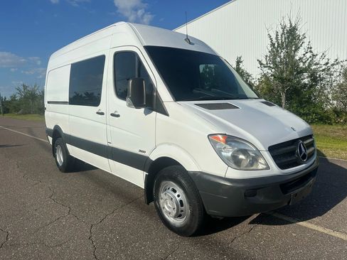 Used 2012 Mercedes-Benz Sprinter 3500 image 2