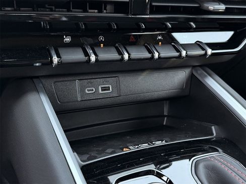 New 2026 Chevrolet Colorado Z71 w/ Technology Package image 15