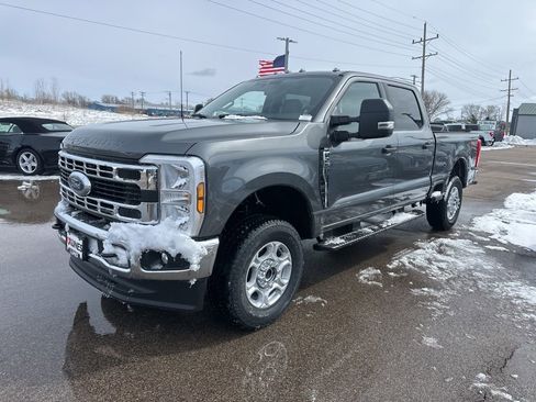 New 2026 Ford F250 XLT image 13