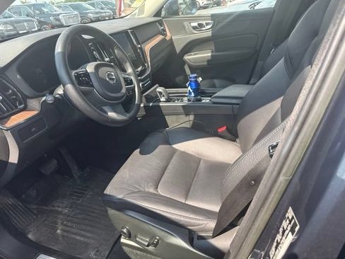 Used 2023 Volvo XC60 B5 Plus AWD/4WD image 11