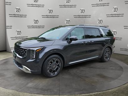 Used 2025 Kia Carnival SX