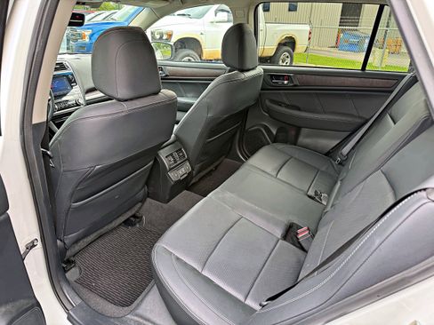Used 2019 Subaru Outback 3.6R Limited AWD/4WD image 20