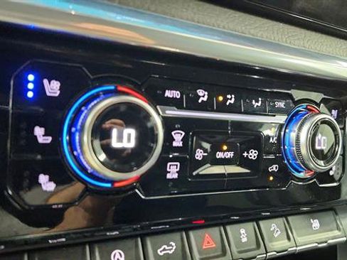 Used 2022 GMC Sierra 1500 Denali image 21