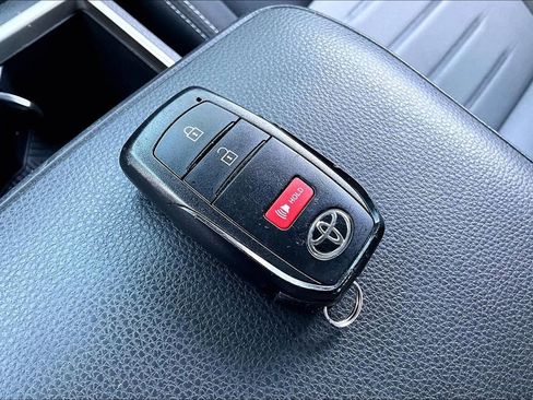 Used 2024 Toyota Tacoma TRD Sport RWD image 32