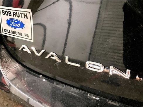 Used 2016 Toyota Avalon XLE Plus image 13