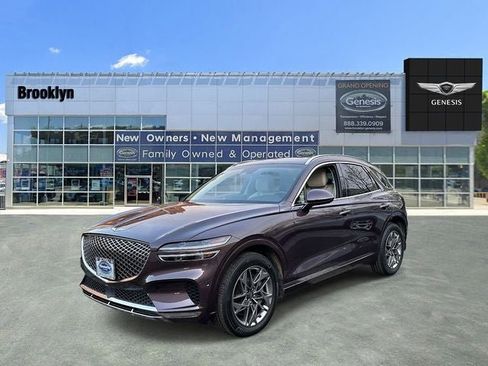 Used 2023 Genesis GV70 2.5T w/ Advanced Package image 10