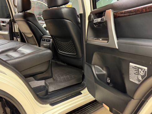 Used 2014 Toyota Land Cruiser AWD/4WD image 29