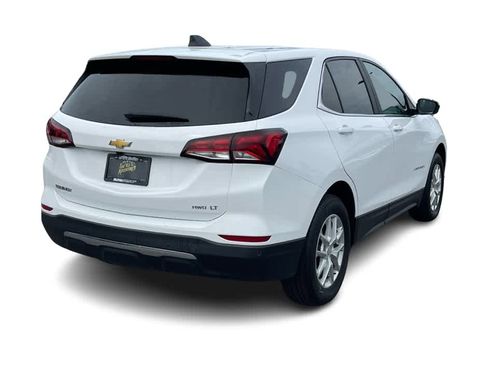 Used 2024 Chevrolet Equinox LT AWD/4WD image 6