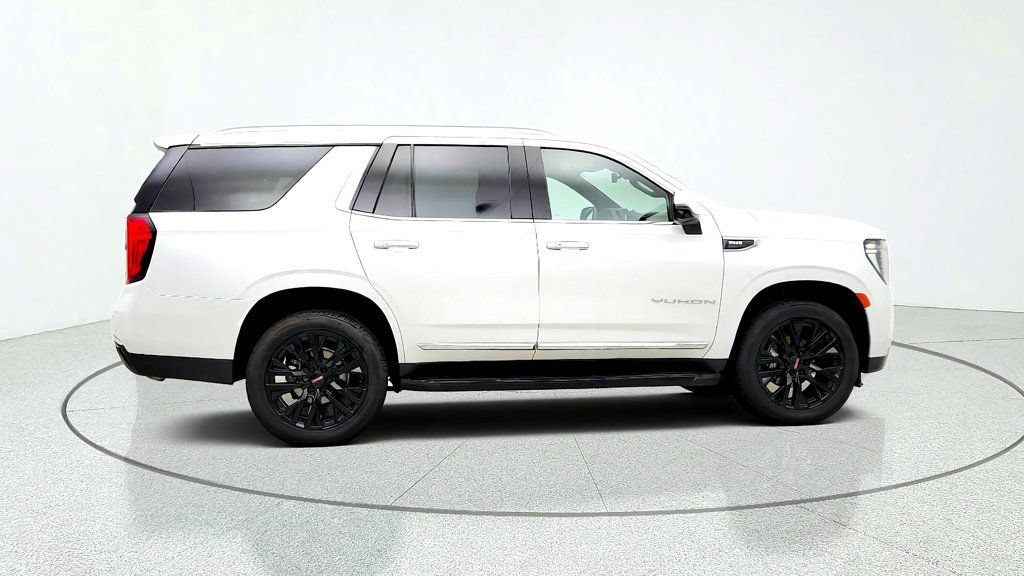 Used 2021 GMC Yukon SLT w/ SLT Luxury Package AWD/4WD image 4