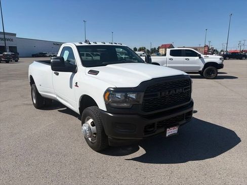 Used 2023 RAM 3500 Tradesman AWD/4WD image 8