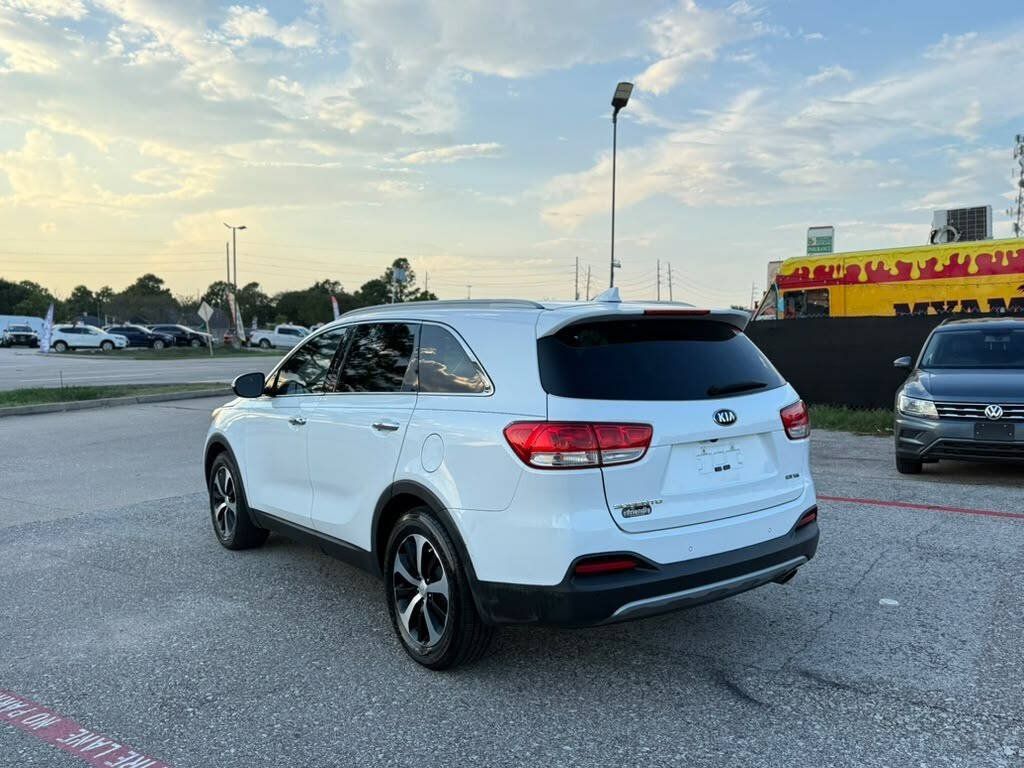 Used 2016 Kia Sorento EX w/ EX Premium Package FWD image 19