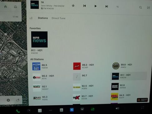 Used 2021 Tesla Model S Plaid image 26