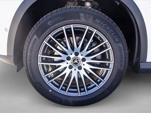 New 2026 Mercedes-Benz GLC 300 4MATIC image 9
