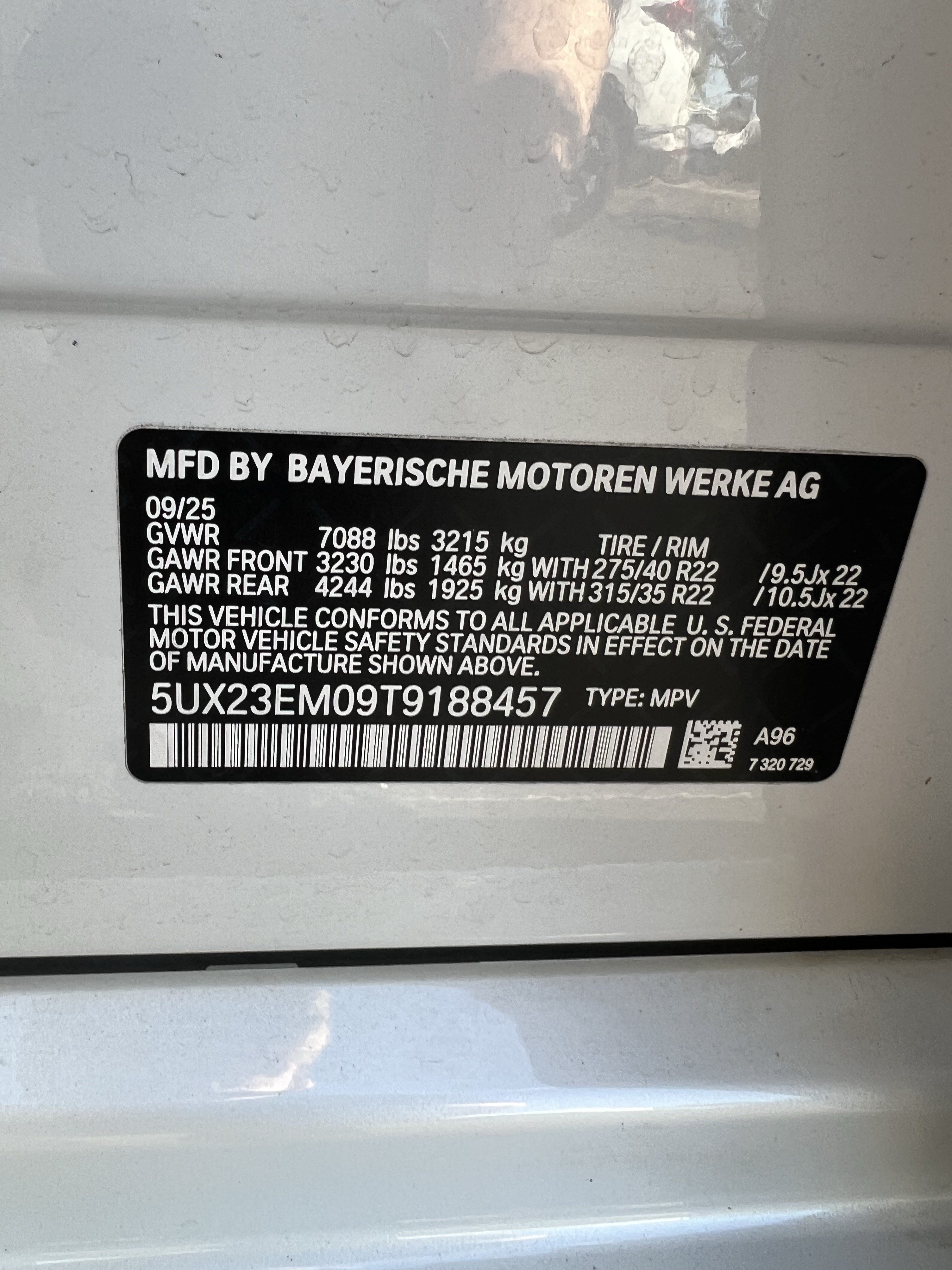 Certified 2026 BMW X7 xDrive40i w/ M Sport Package AWD/4WD image 37