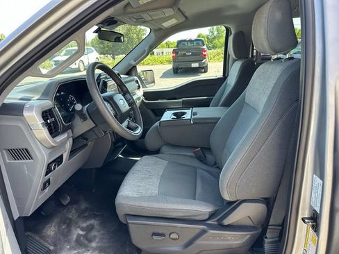 Used 2023 Ford F150 XLT RWD image 12